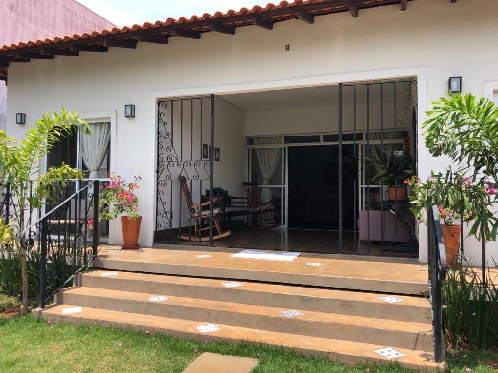 Casa Bela E Confortavel Em Chapada dos Guimarães Εξωτερικό φωτογραφία